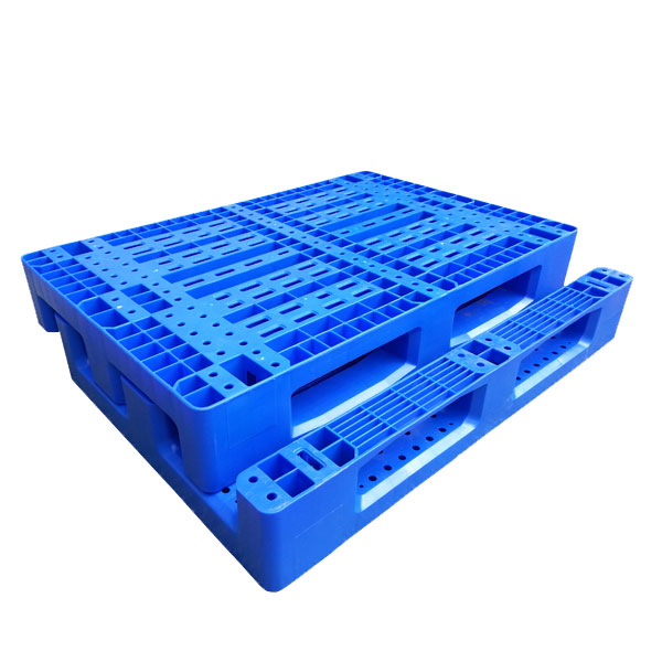 Pallet nhựa màu xanh - PLNTTN02