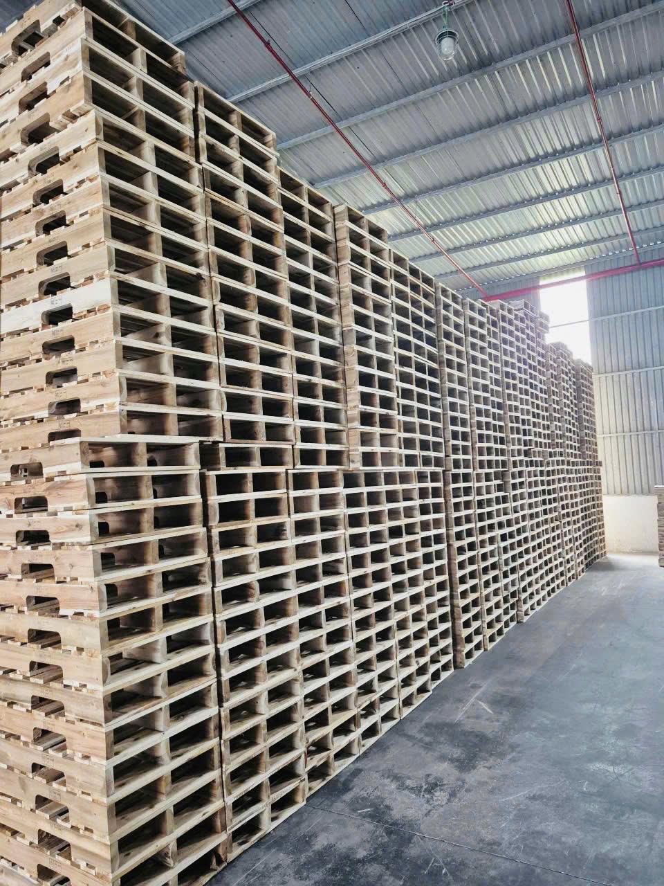 Pallet Gỗ Xuất Khẩu
